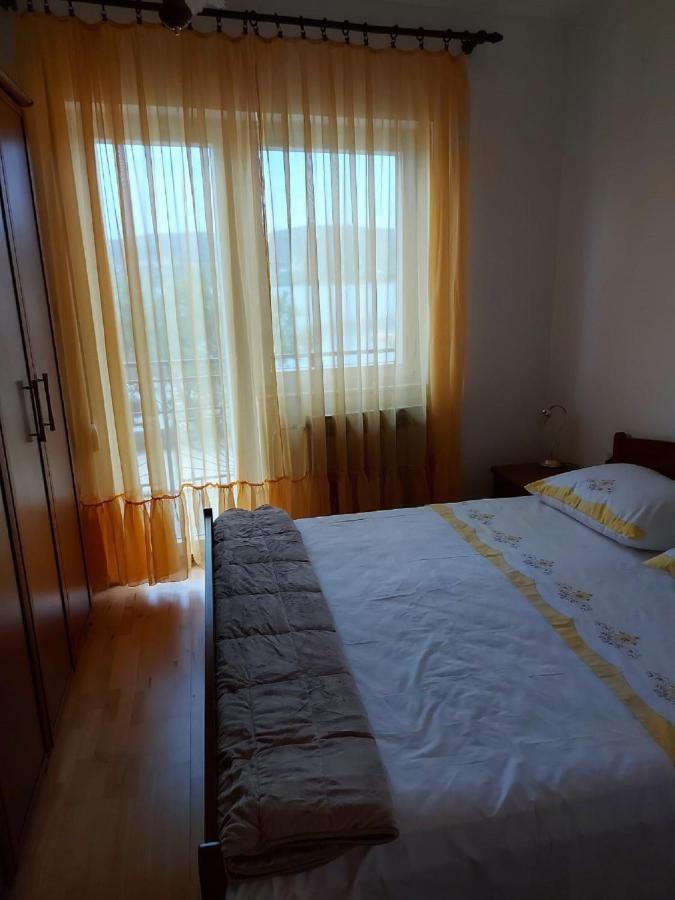 Apartman Luka Jadrtovac Luaran gambar