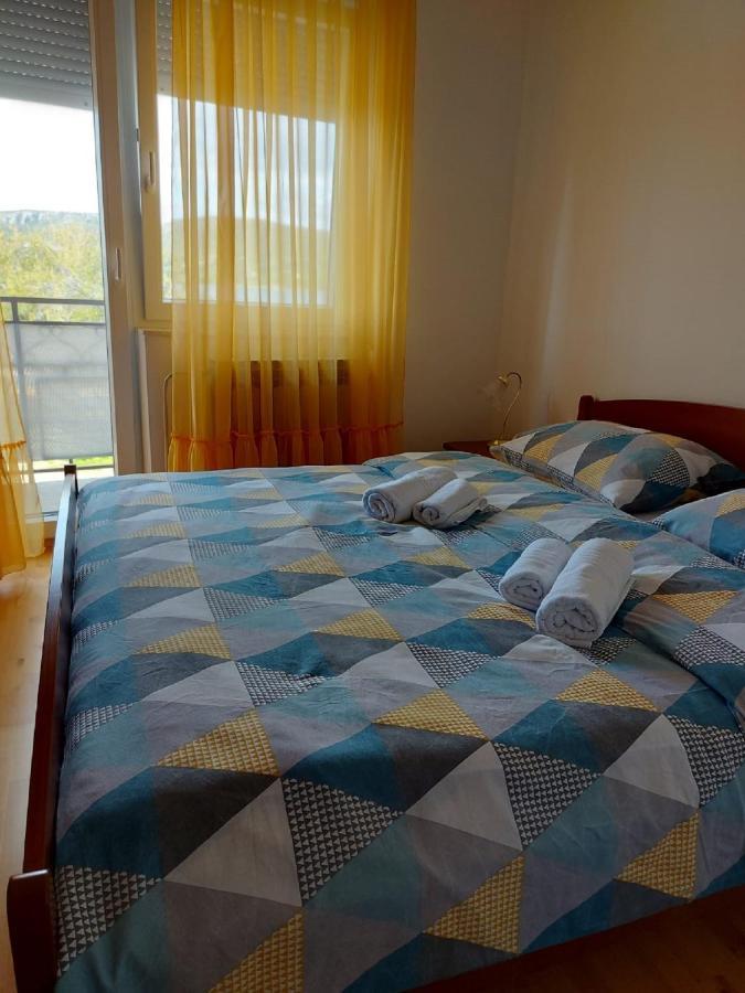 Apartman Luka Jadrtovac Luaran gambar