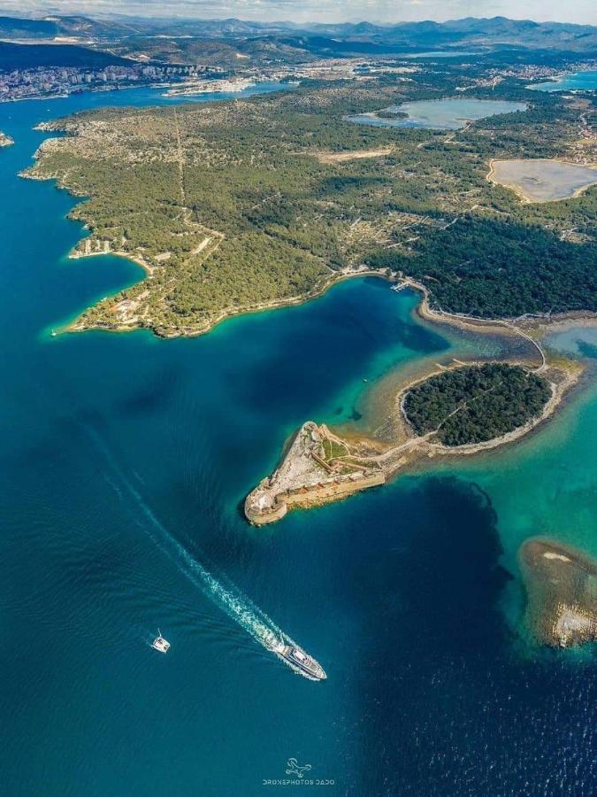 Apartman Luka Jadrtovac Luaran gambar